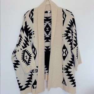 Women’s Cozy Aztec Cardigan One Size